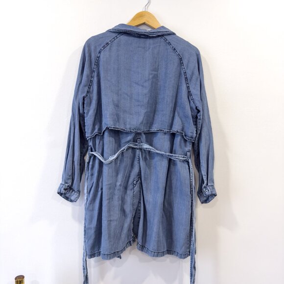 Mason by Suki Chambray Belted Denim Trench Jacket - Large - Picture 3 of 10